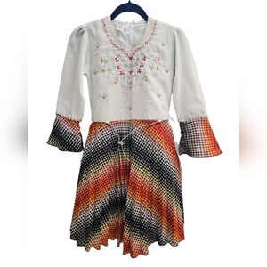 Ana Garments Retro Funky Embroidered Girls Dress Size 34